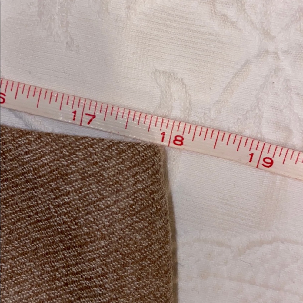 Worth 100% Wool Tan Skirt Size 14 - Picture 5 of 10